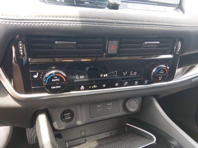 2024 Nissan Rogue - Photo 17