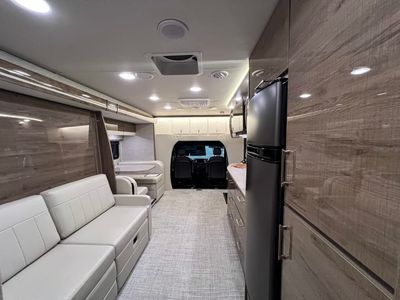 2022 Entegra QWEST - Photo 3