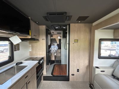 2026 Grand Lineage Series M - Photo 11