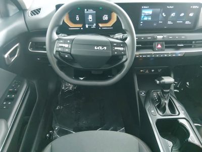 2025 Kia K4 - Photo 20