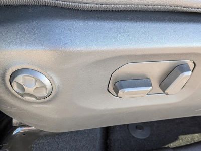 2026 Jeep Wrangler — photo 20 view