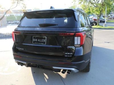 2025 Ford Explorer — interior view
