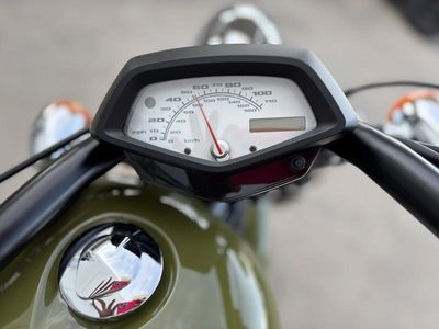 2025 Honda Fury - Photo 10