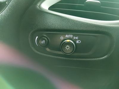 2022 Chevrolet Malibu - Photo 13