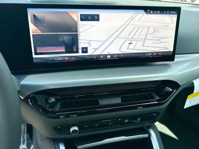2026 BMW 2 Series — photo 10 view