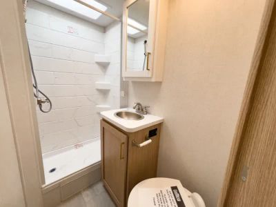 2027 Thor Motor Coach CHATEAU — photo 16 view