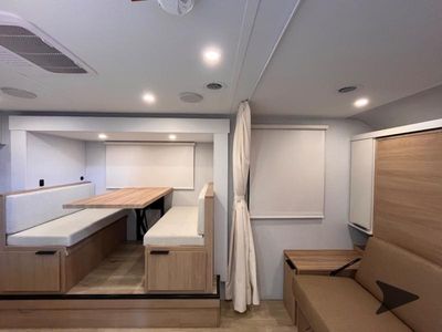 2026 Winnebago Micro Minnie — photo 13 view
