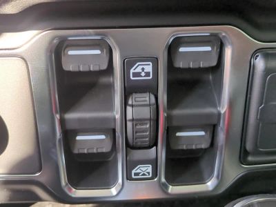 2026 Jeep Wrangler — photo 25 view