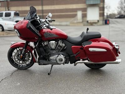2025 Indian Motorcycle Challenger Limited w/PowerBand Audio Sunset Red Metallic - Photo 8
