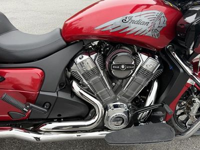 2025 Indian Motorcycle Challenger Limited w/PowerBand Audio Sunset Red Metallic - Photo 15
