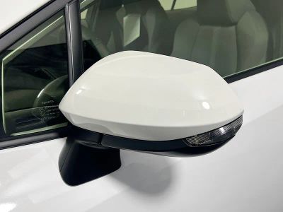 2026 Toyota Corolla — photo 10 view