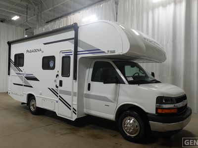 2026 Thor Motor Coach Pasadena SE - Photo 1
