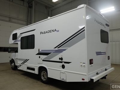 2026 Thor Motor Coach Pasadena SE - Photo 3