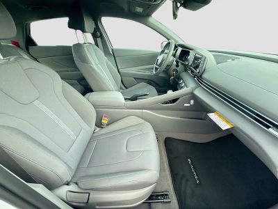 2026 Hyundai ELANTRA — photo 20 view
