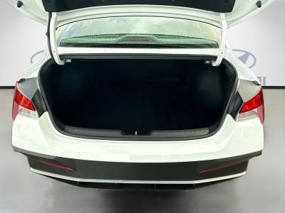 2026 Hyundai ELANTRA — photo 18 view