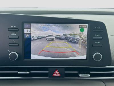 2026 Hyundai ELANTRA — photo 11 view