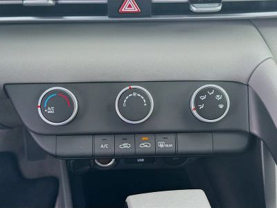 2026 Hyundai ELANTRA — photo 12 view
