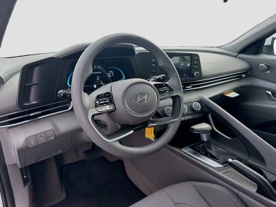 2026 Hyundai ELANTRA — photo 7 view
