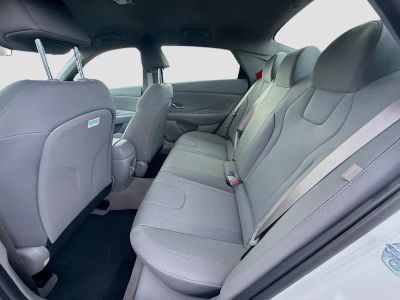 2026 Hyundai ELANTRA — photo 17 view