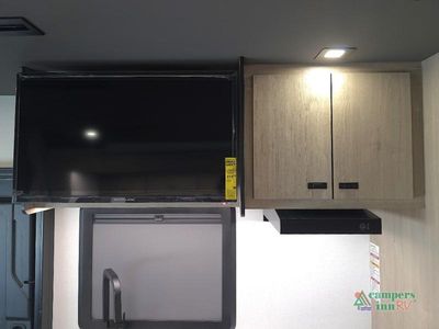 2026 Grand Design Lineage Series M - Photo 46
