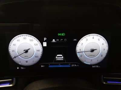 2024 Hyundai Elantra — photo 14 view
