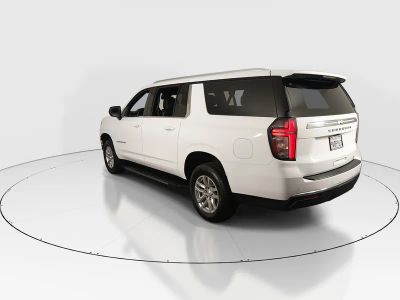 2024 Chevrolet Suburban - Photo 5