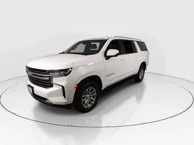 2024 Chevrolet Suburban - Photo 3