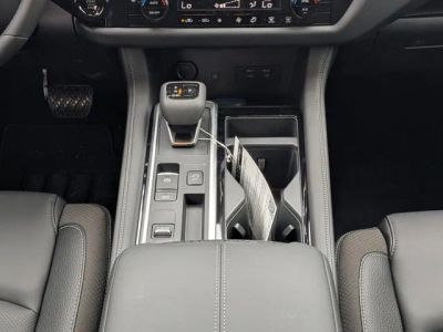 2026 Nissan Pathfinder — photo 18 view