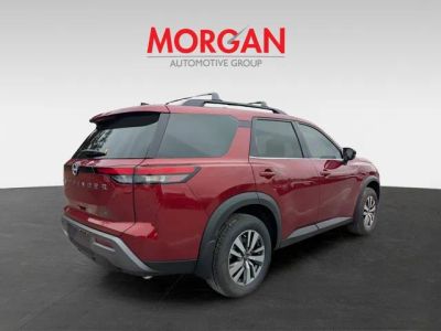 2026 Nissan Pathfinder — side profile view