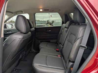 2026 Nissan Pathfinder — photo 13 view