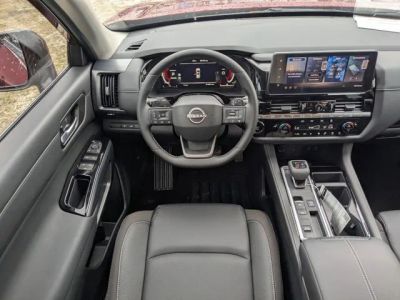 2026 Nissan Pathfinder — photo 15 view