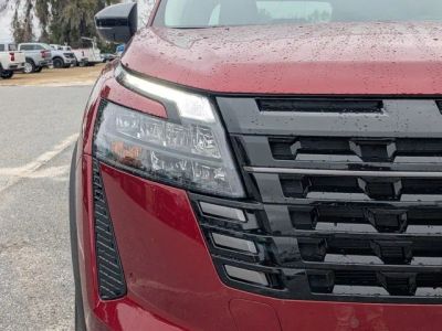 2026 Nissan Pathfinder — photo 8 view