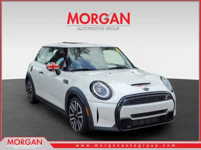 2024 MINI Hardtop 2 Door Cooper S in Nanuq White Metallic — front three-quarter view