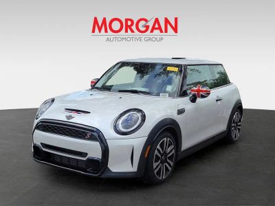2024 MINI Hardtop 2 Door — side profile view