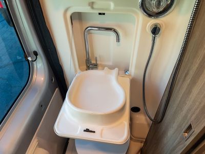 2026 Winnebago TRAVATO - Photo 16