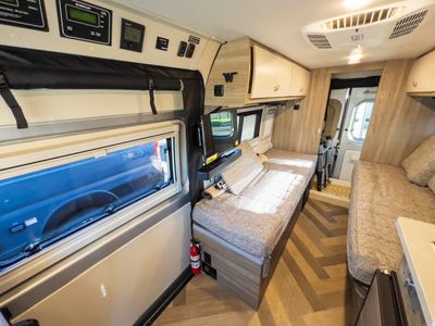 2026 Winnebago TRAVATO - Photo 12