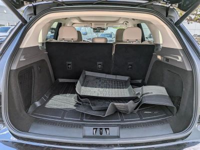 2023 Lincoln Corsair — photo 13 view