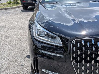 2023 Lincoln Corsair — photo 10 view