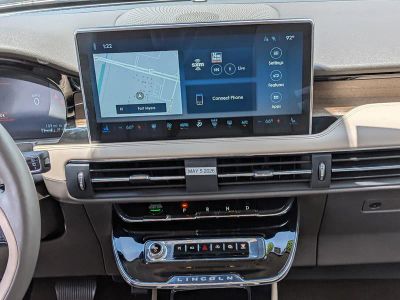2023 Lincoln Corsair — photo 20 view