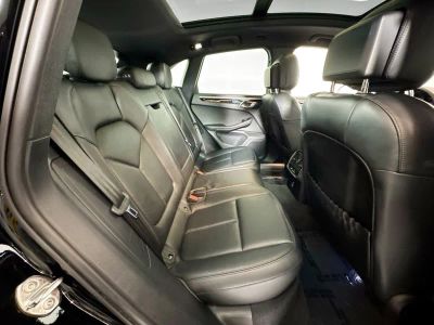 2024 Porsche Macan - Photo 23