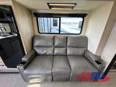 2025 Grand Design Imagine XLS - Photo 17