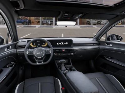 2025 Kia K5 — photo 14 view