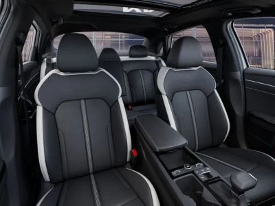 2025 Kia K5 — photo 15 view