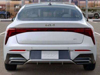 2025 Kia K5 — photo 13 view