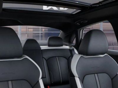 2025 Kia K5 — photo 27 view