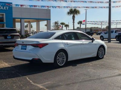 2021 Toyota Avalon Hybrid - Photo 5