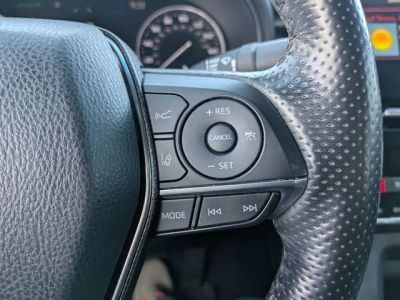 2021 Toyota Avalon Hybrid - Photo 17