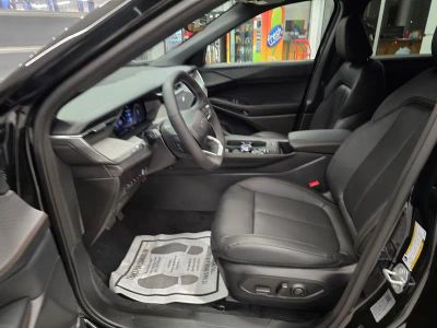 2026 Jeep Cherokee — photo 16 view