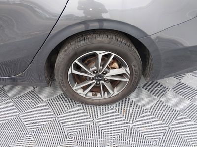 2024 Kia Forte - Photo 10