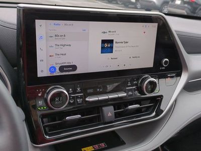 2025 Toyota Highlander - Photo 12